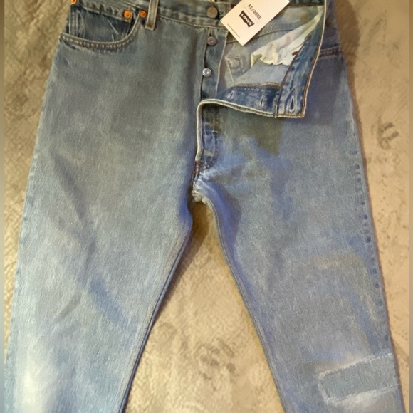 Levi’s Re-done High Rise Skinny Jean in indigo Size 27. Never worn. - Picture 9 of 15
